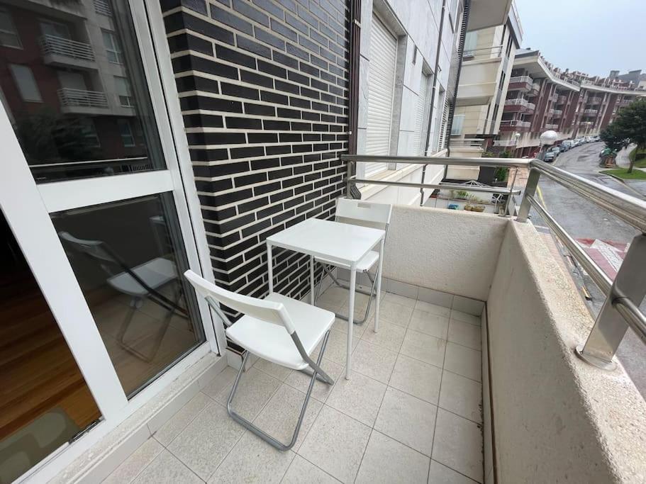 Apartamento Centro Con Garaje Castro Urdiales Buitenkant foto
